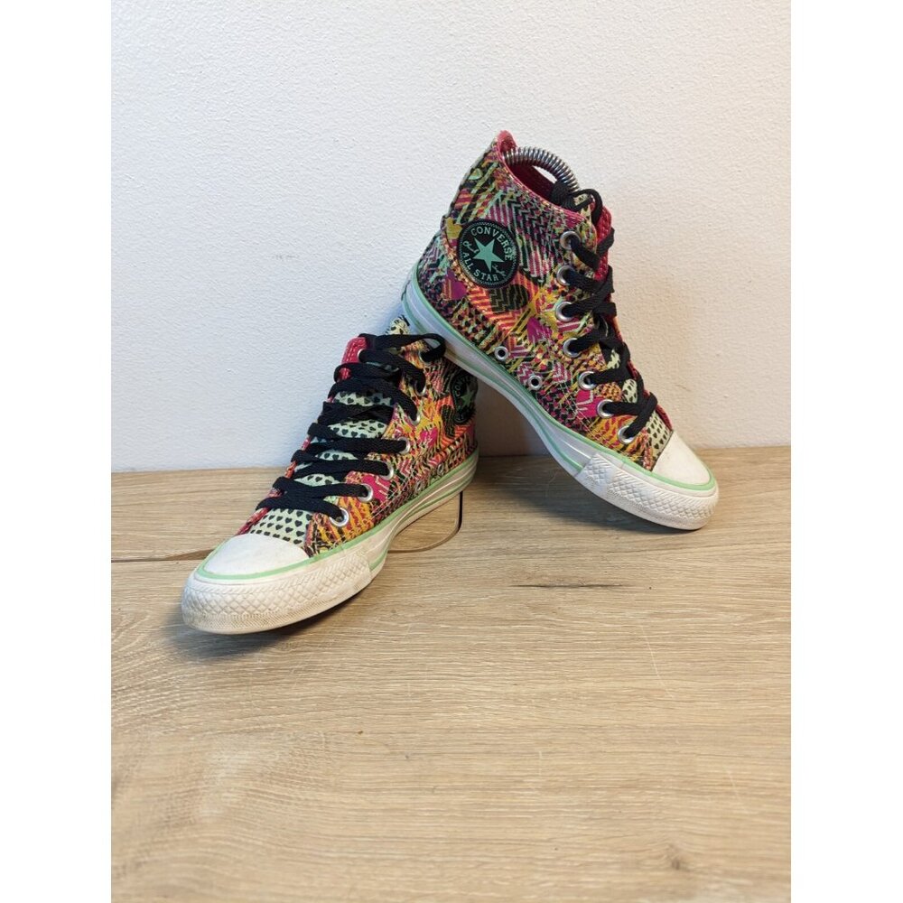 Converse Sz 5 Bright Patch HEARTS Zig Zags Chevron Stripes Retro HI TOP Women's